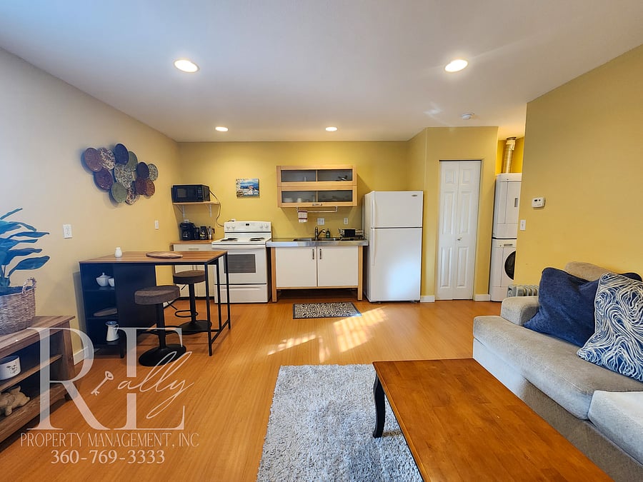 Furnished Finder property 1057810_1 photo 12