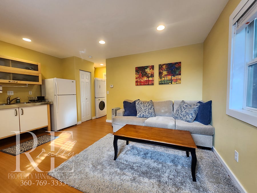 Furnished Finder property 1057810_1 photo 11