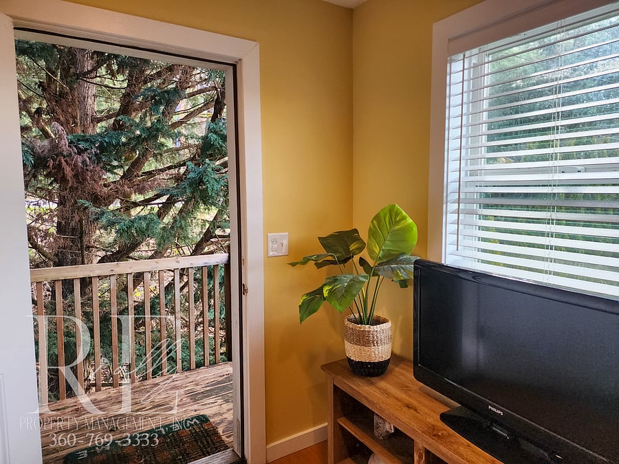 Furnished Finder property 1057810_1 photo 14