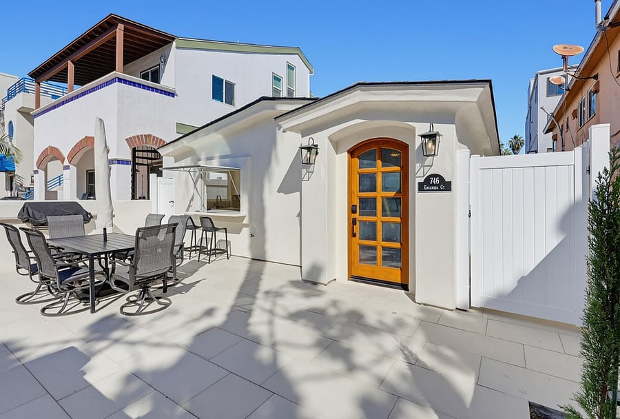 Furnished Finder property 1057812_1 photo 2