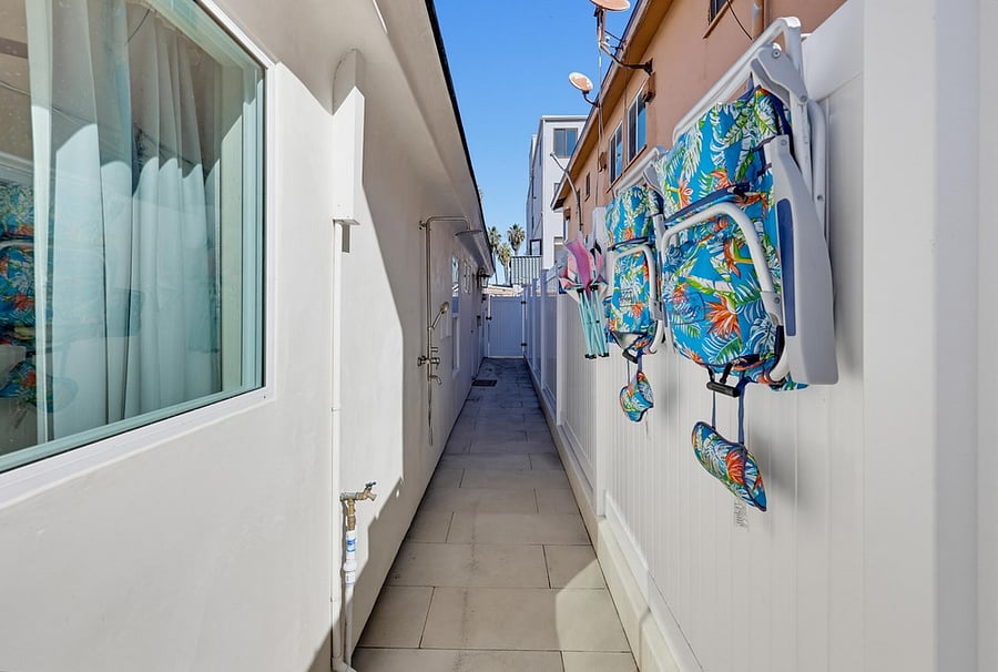 Furnished Finder property 1057812_1 photo 35