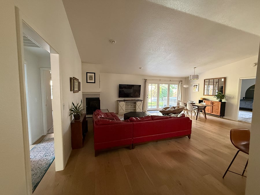 Furnished Finder property 1057838_1 photo 5