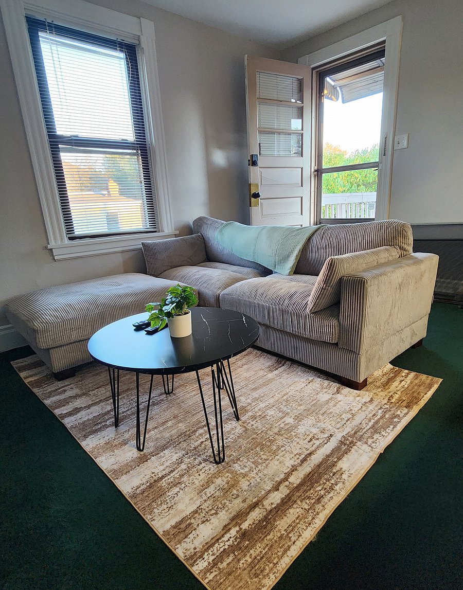 Furnished Finder property 1057854_1 photo 1