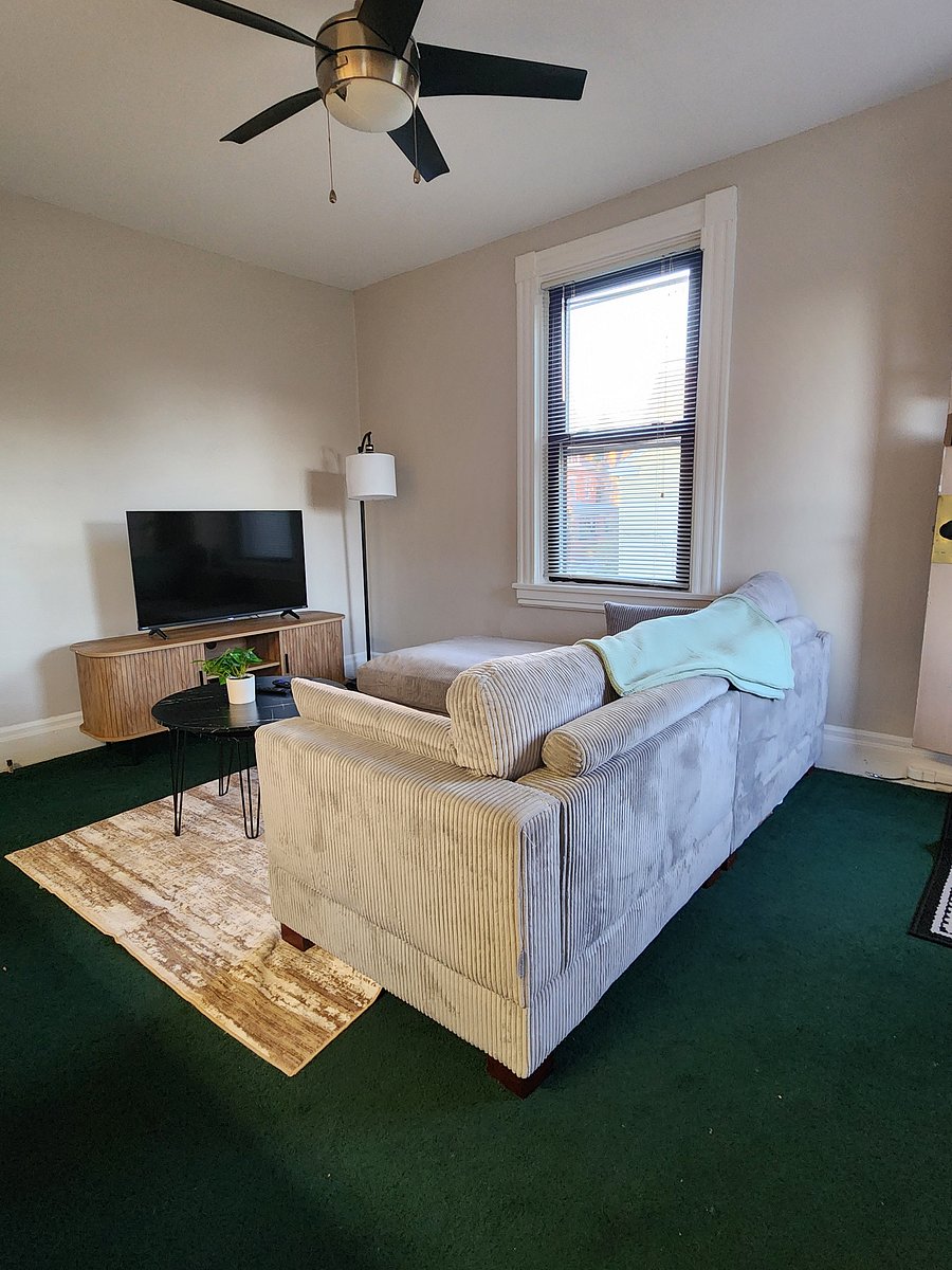 Furnished Finder property 1057854_1 photo 2