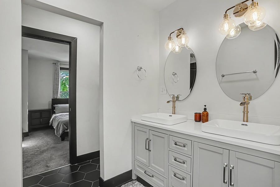 Furnished Finder property 1057861_1 photo 24