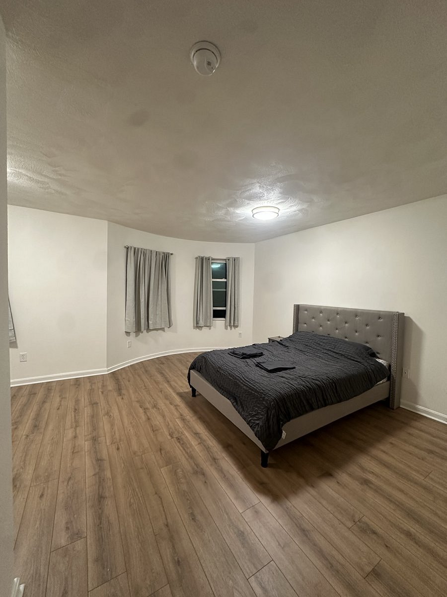 Furnished Finder property 1057900_1 photo 1