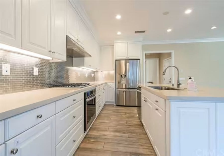 Furnished Finder property 1057918_1 photo 4