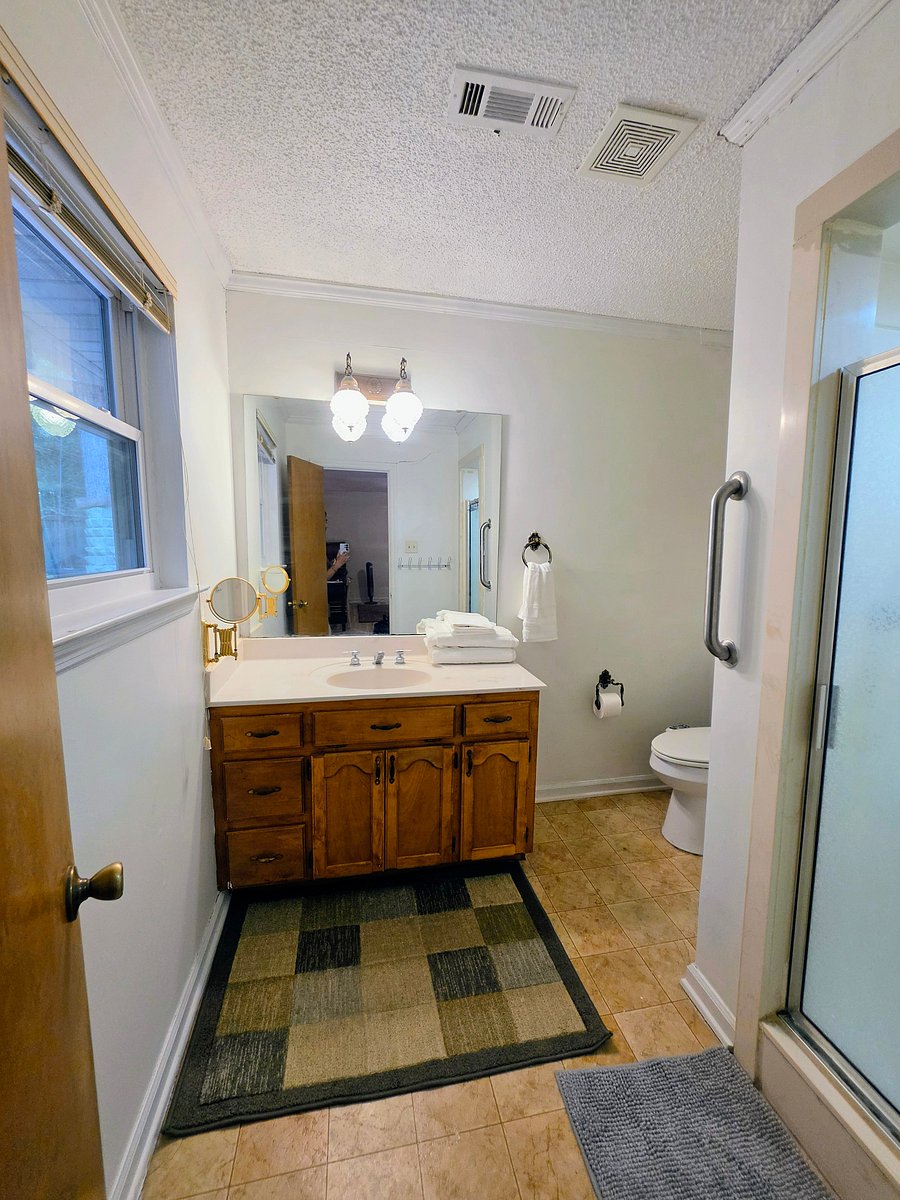Full bathroom with walk-in shower and bidet