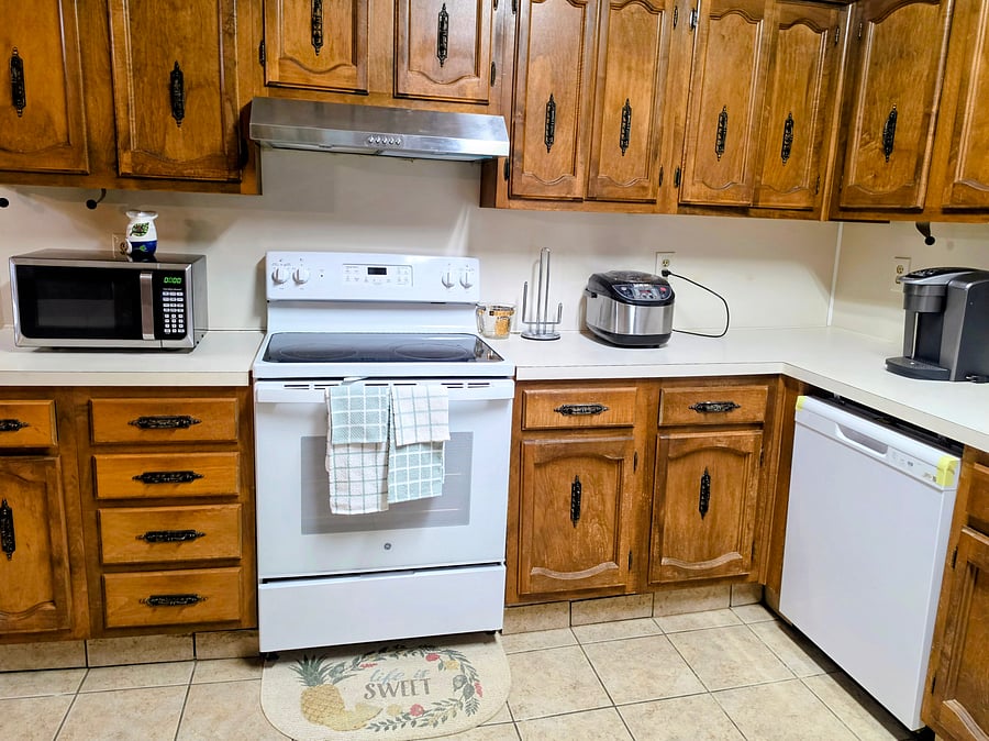 Fully equipped kitchen for everyday cooking and coffee.