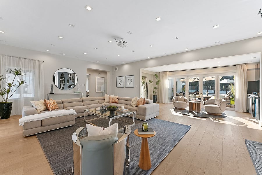 Furnished Finder property 1057938_1 photo 11