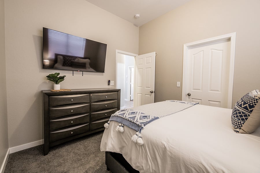 Furnished Finder property 1057953_1 photo 28