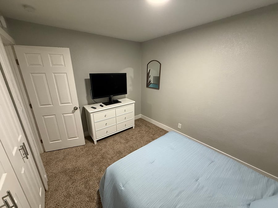 Furnished Finder property 1057955_1 photo 8
