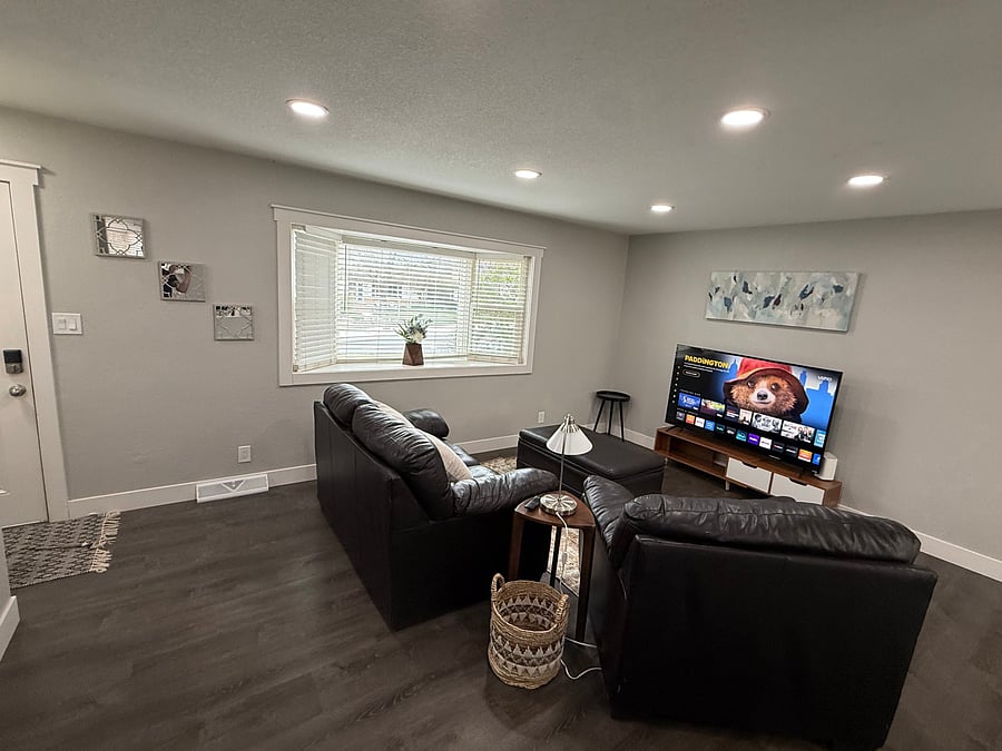Furnished Finder property 1057955_1 photo 3