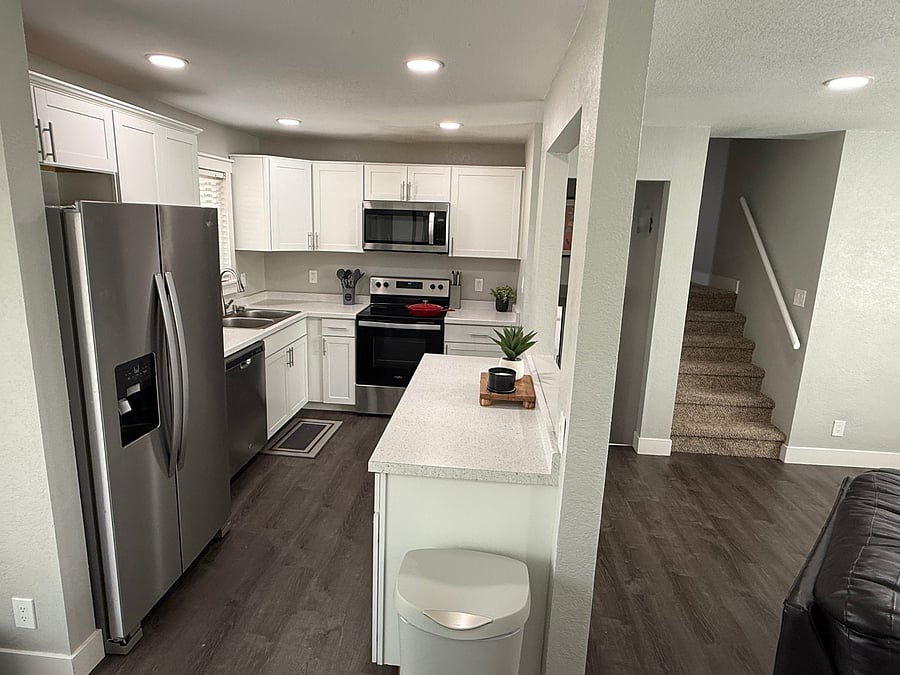 Furnished Finder property 1057955_1 photo 4