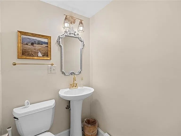 Furnished Finder property 1057977_1 photo 10