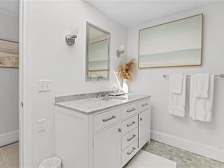 Furnished Finder property 1057977_1 photo 32