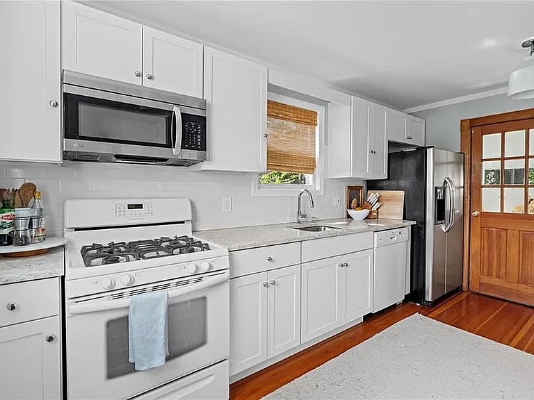 Furnished Finder property 1057977_1 photo 18