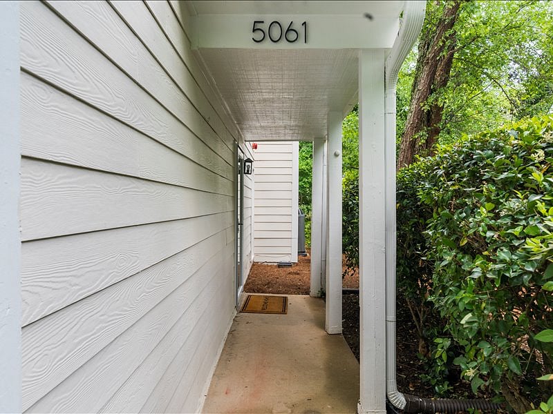 Furnished Finder property 1058008_1 photo 6