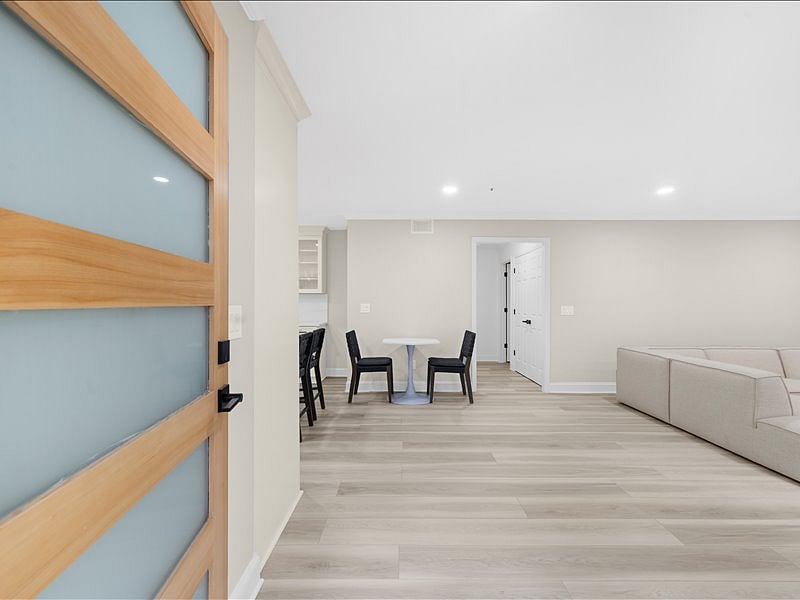 Furnished Finder property 1058008_1 photo 10