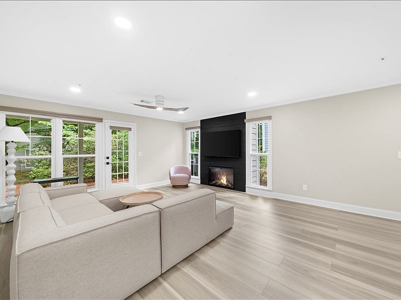 Furnished Finder property 1058008_1 photo 12