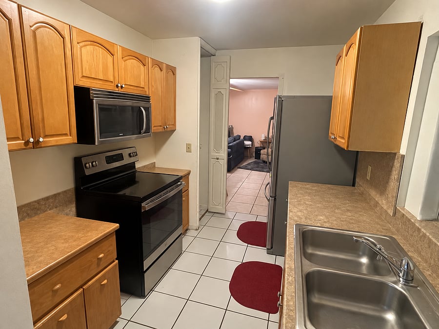 Furnished Finder property 1058056_1 photo 11