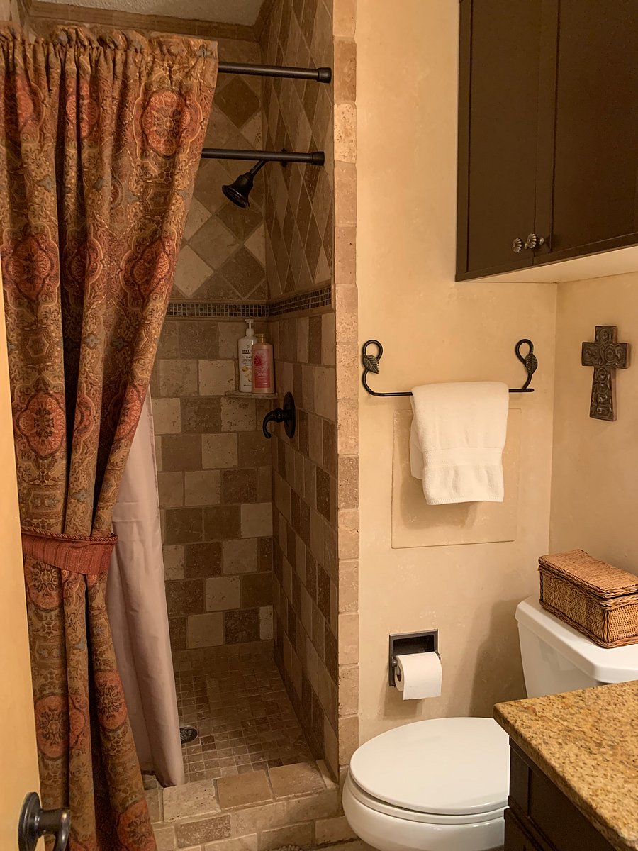 Furnished Finder property 1058071_1 photo 9