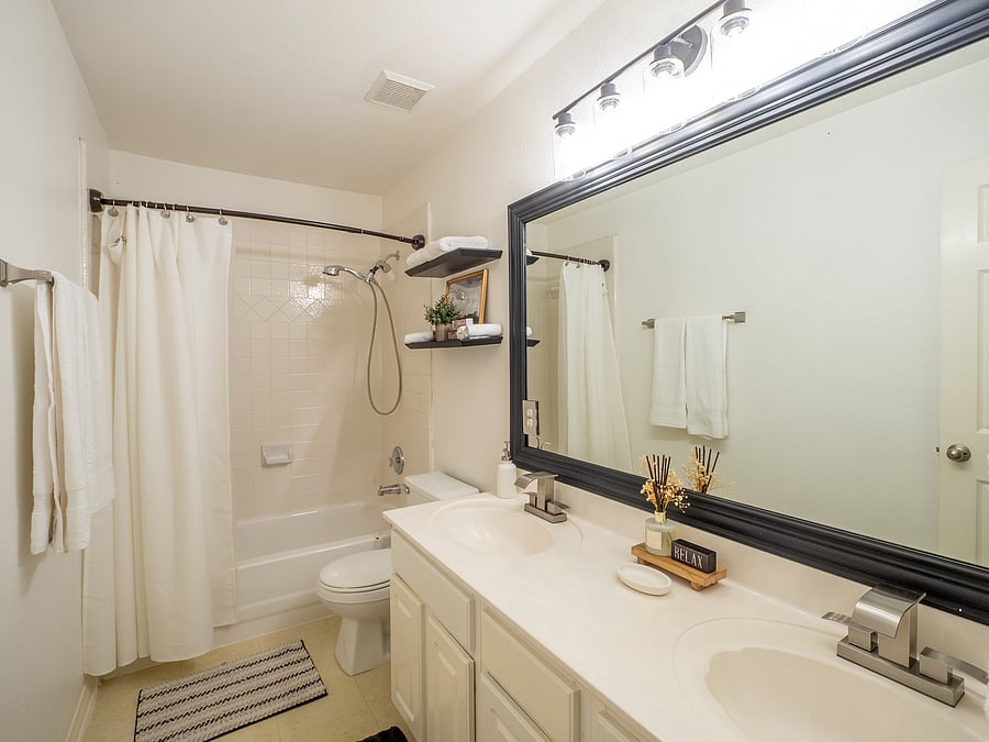 Furnished Finder property 1058079_1 photo 34