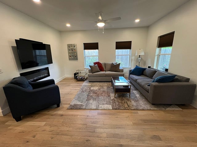 Furnished Finder property 1058082_1 photo 11