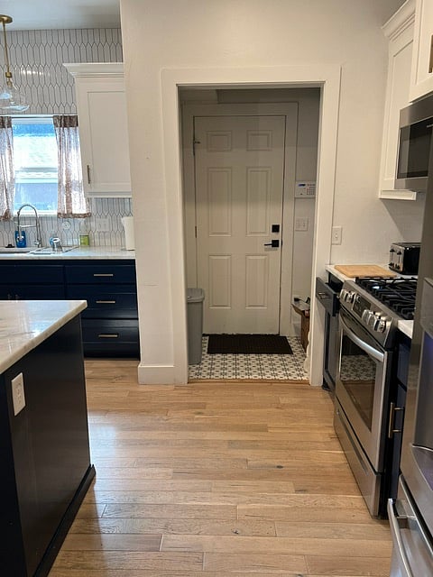 Furnished Finder property 1058082_1 photo 17