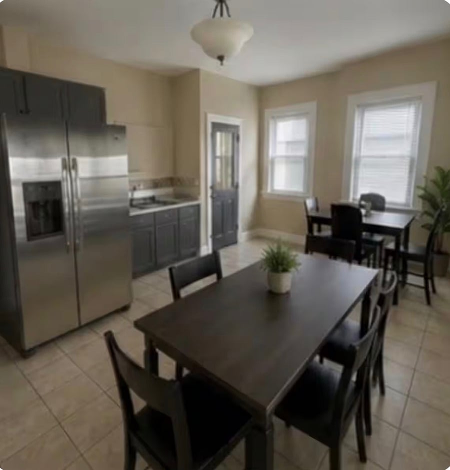 Furnished Finder property 1058084_1 photo 7