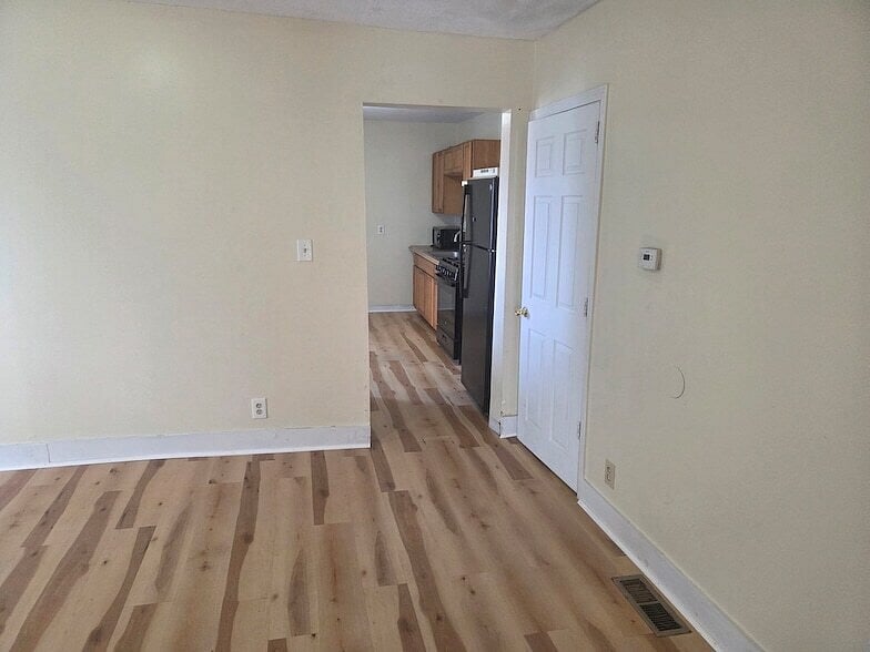 Furnished Finder property 1058098_1 photo 2