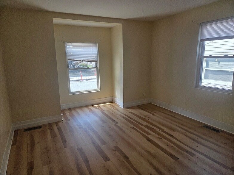 Furnished Finder property 1058098_1 photo 5