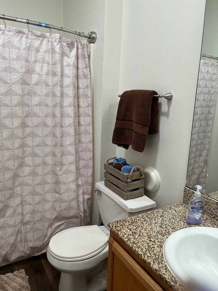 Furnished Finder property 1058125_1 photo 9