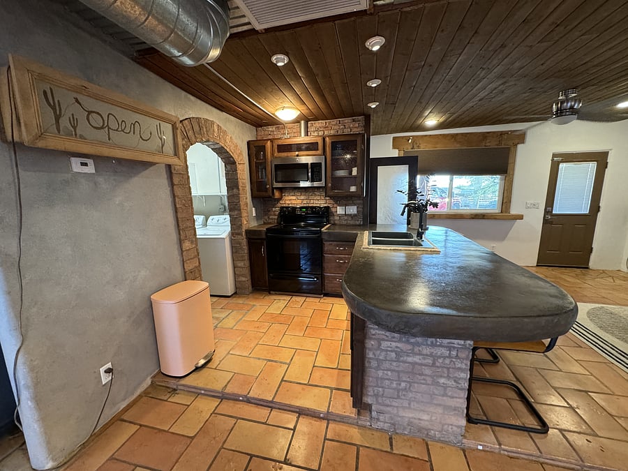 Furnished Finder property 1058131_1 photo 9