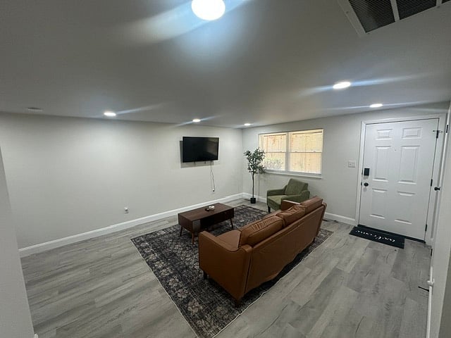Furnished Finder property 1058197_1 photo 5