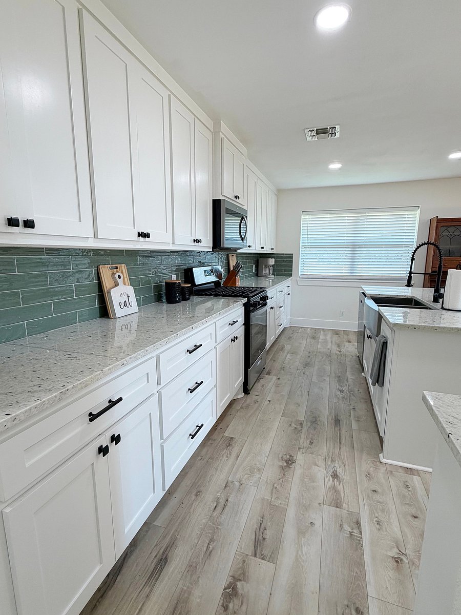Furnished Finder property 1058198_1 photo 16
