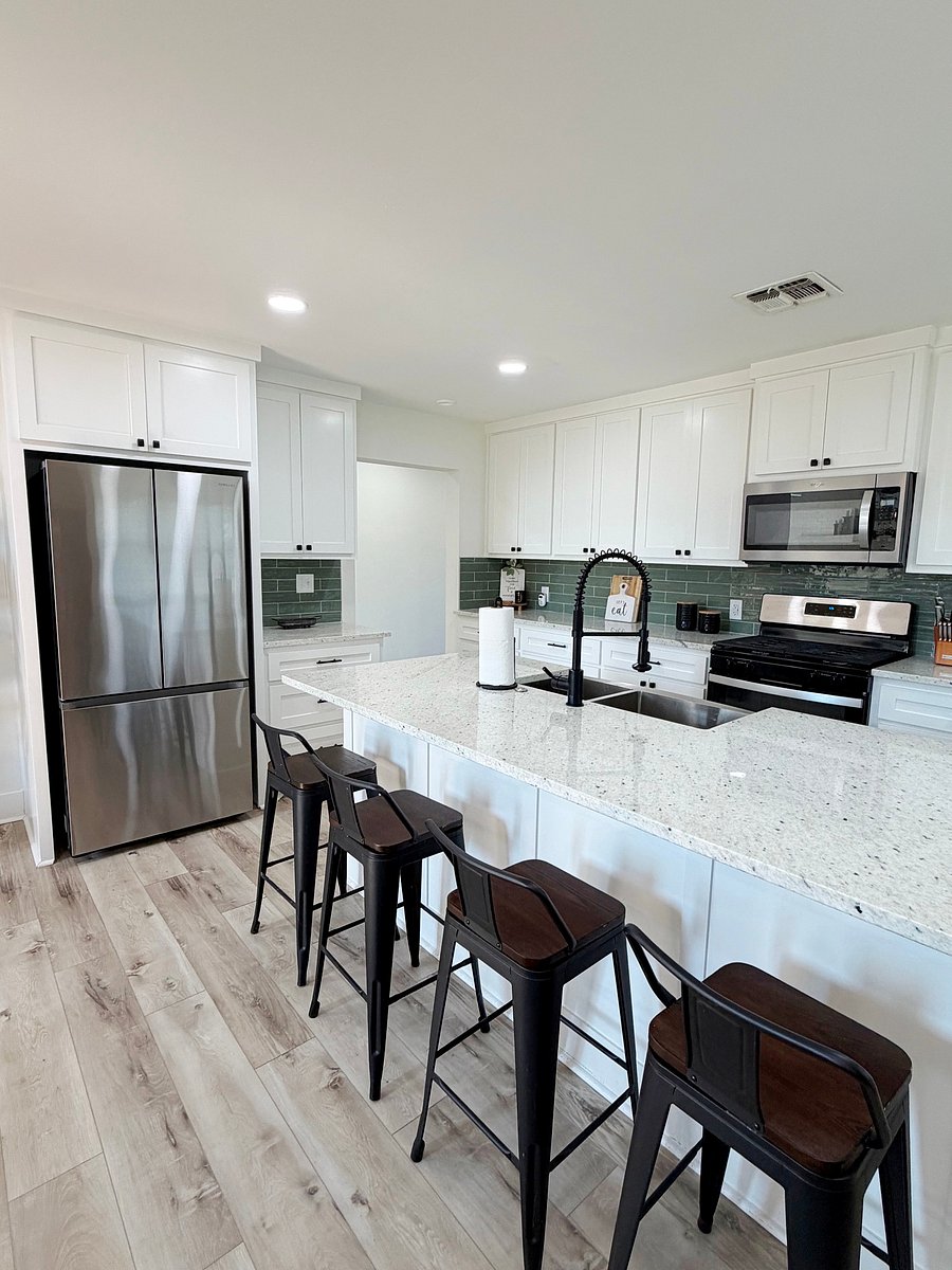 Furnished Finder property 1058198_1 photo 15