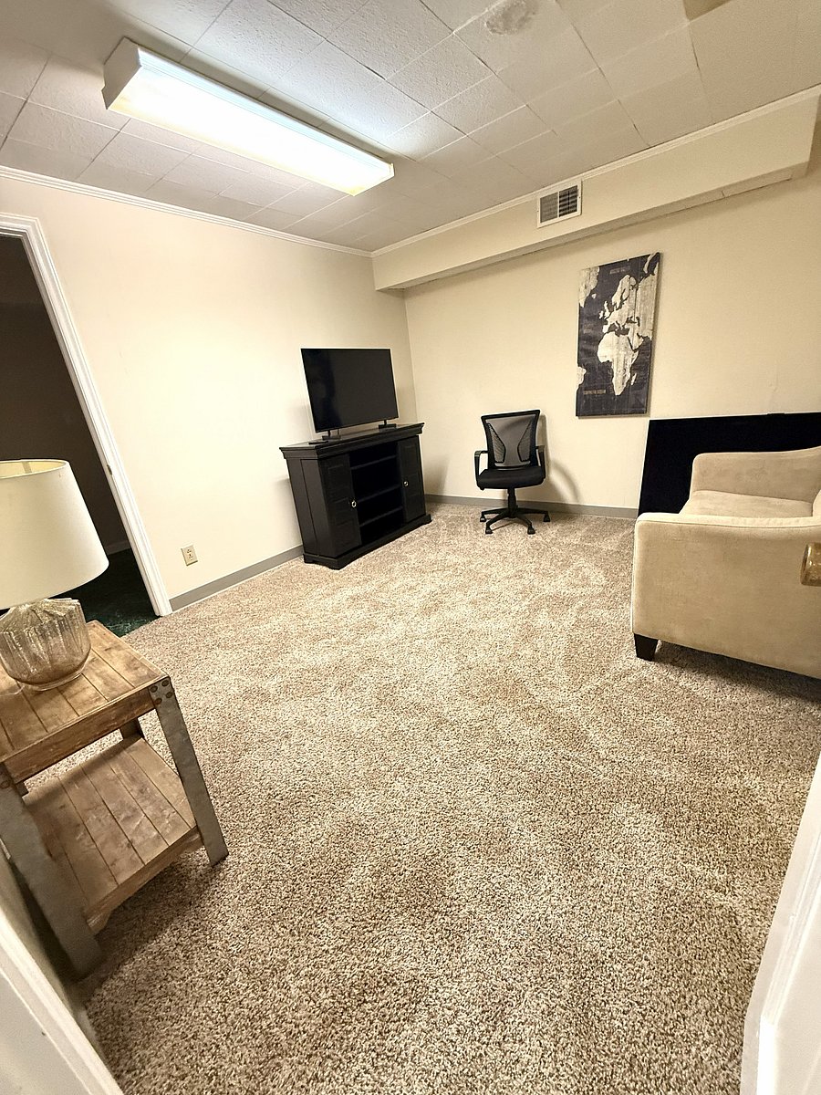 Furnished Finder property 1058205_1 photo 23