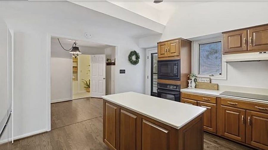 Furnished Finder property 1058205_1 photo 11