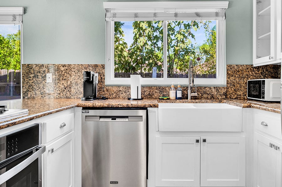Furnished Finder property 1058286_1 photo 10