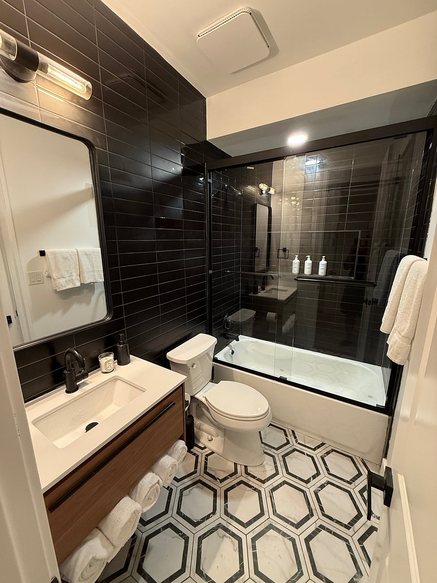 Furnished Finder property 1058287_1 photo 23