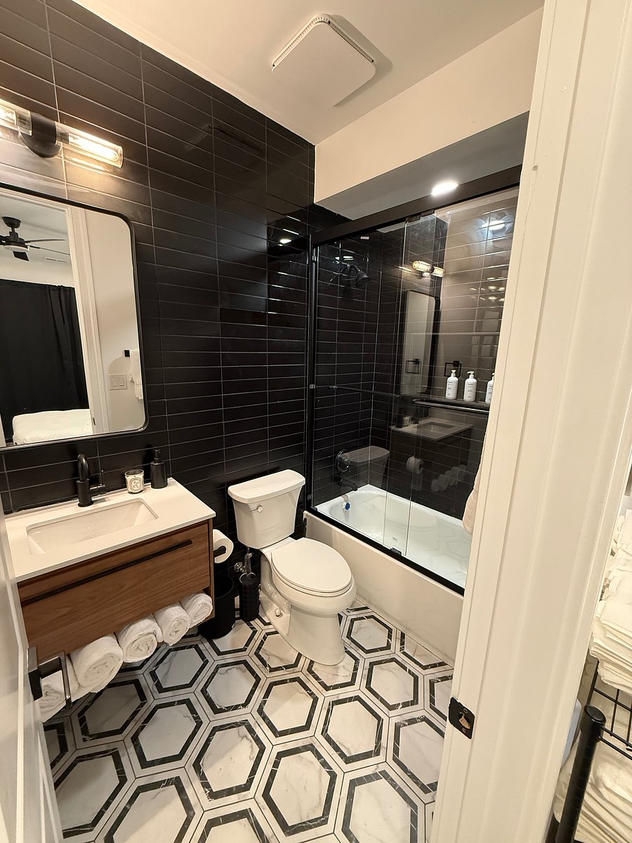 Furnished Finder property 1058287_1 photo 24