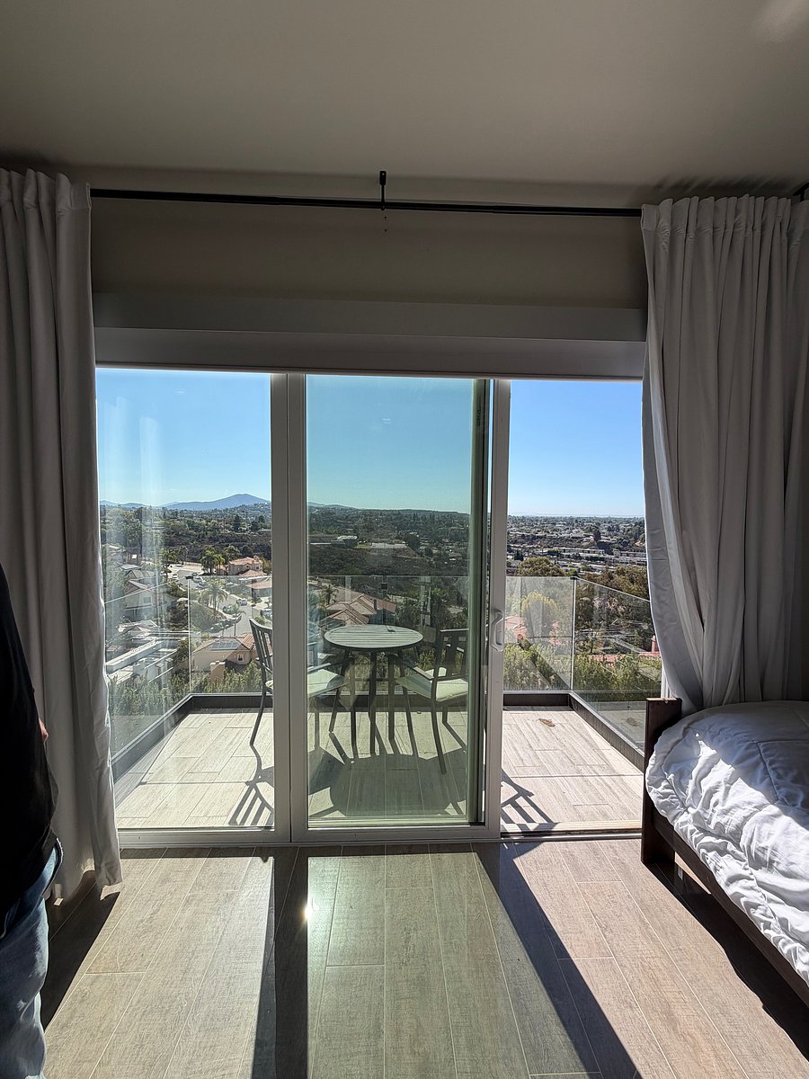 Furnished Finder property 1058309_1 photo 9