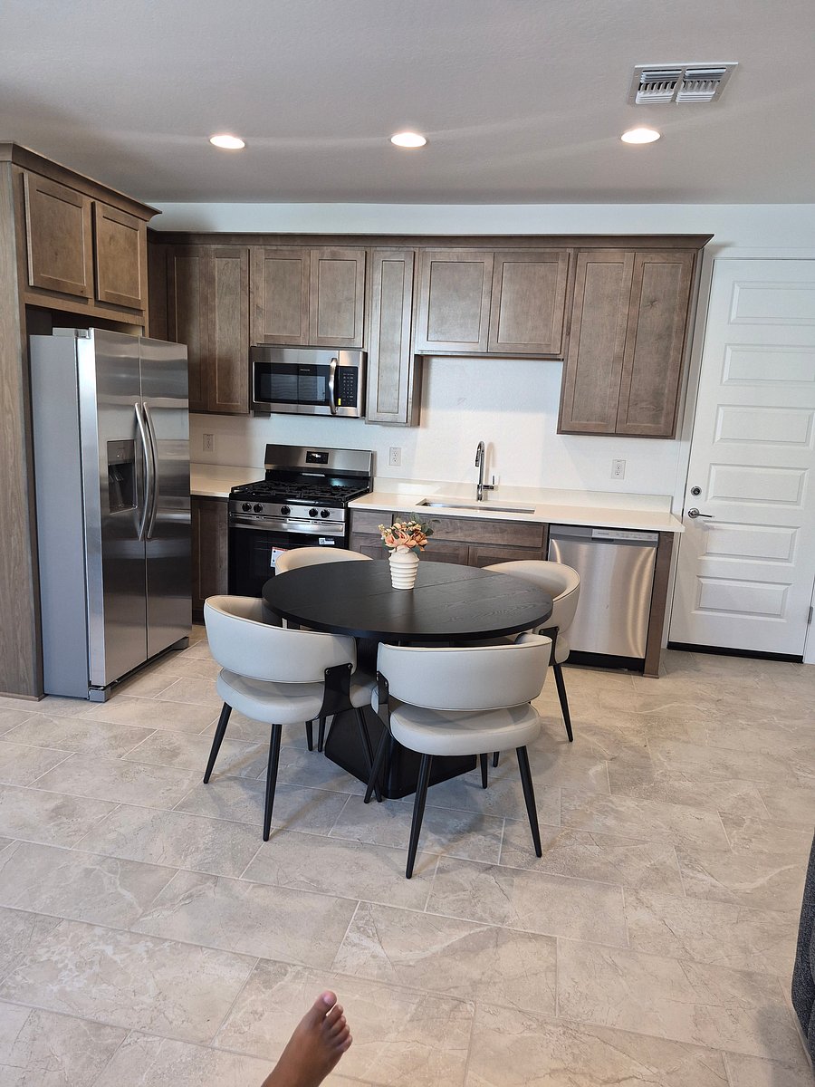 Furnished Finder property 1058312_1 photo 15