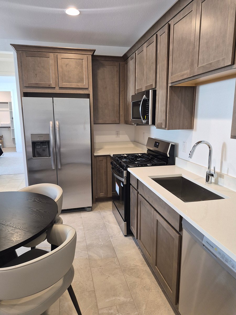 Furnished Finder property 1058312_1 photo 5