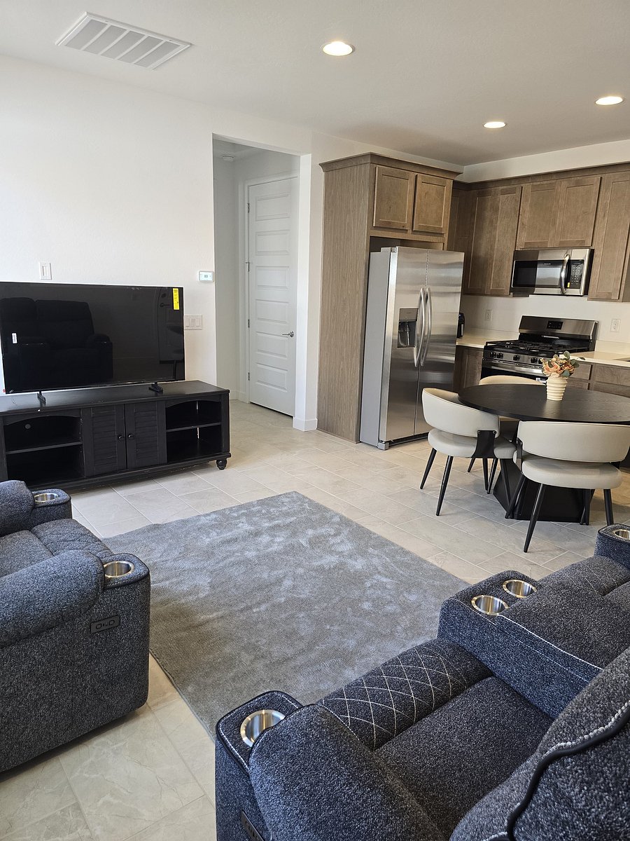 Furnished Finder property 1058312_1 photo 3