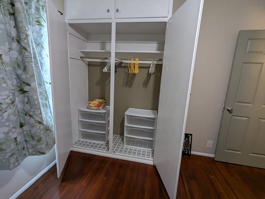 Second bedroom closet 