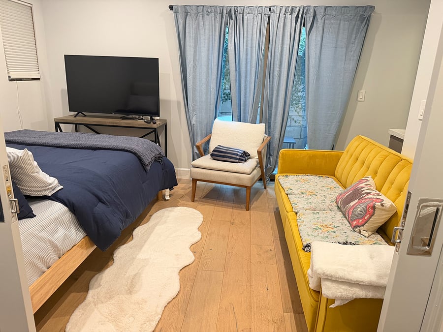 Furnished Finder property 1058349_1 photo 12