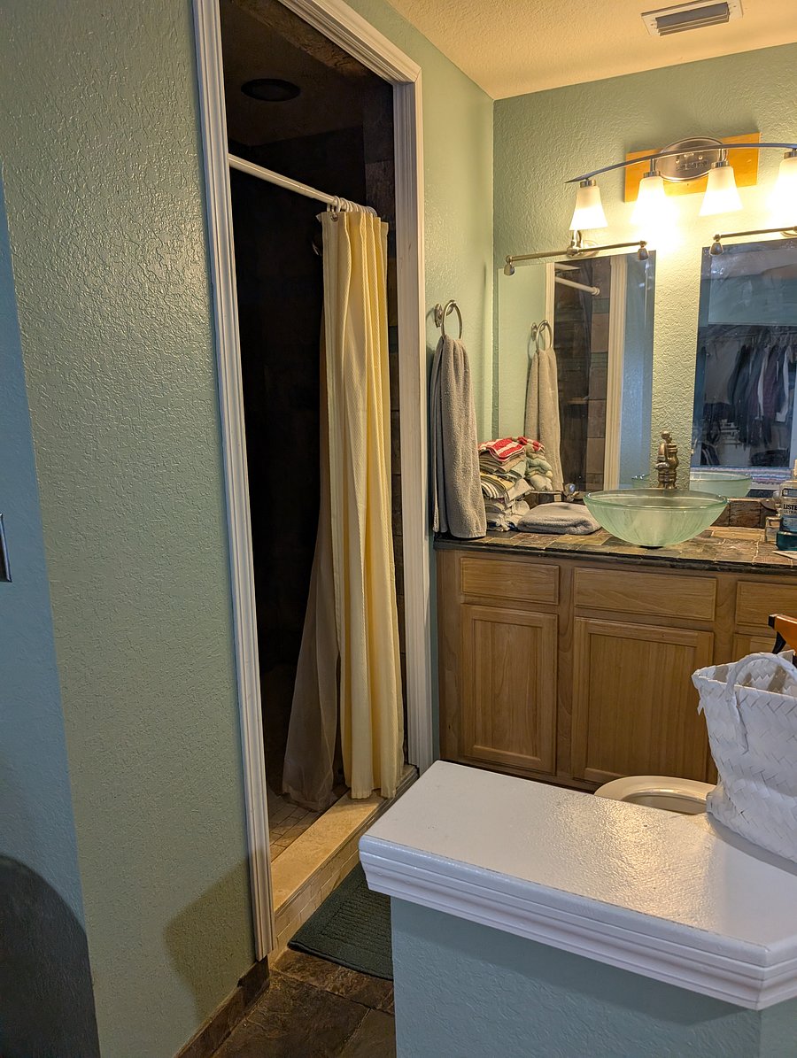 Furnished Finder property 1058350_1 photo 8