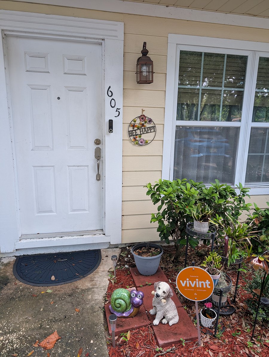 Furnished Finder property 1058350_1 photo 16